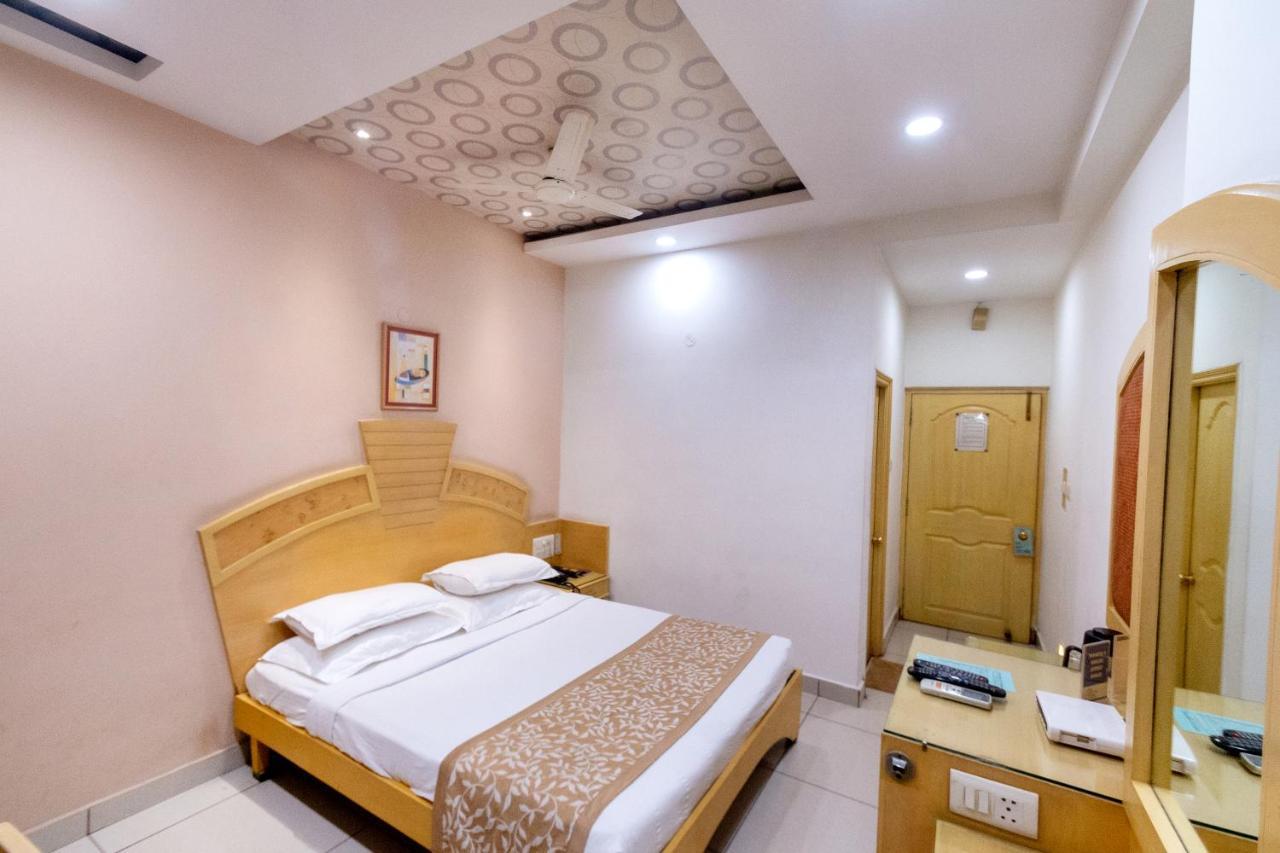 Hotel Annapoorna Residency Secundurabad Zewnętrze zdjęcie