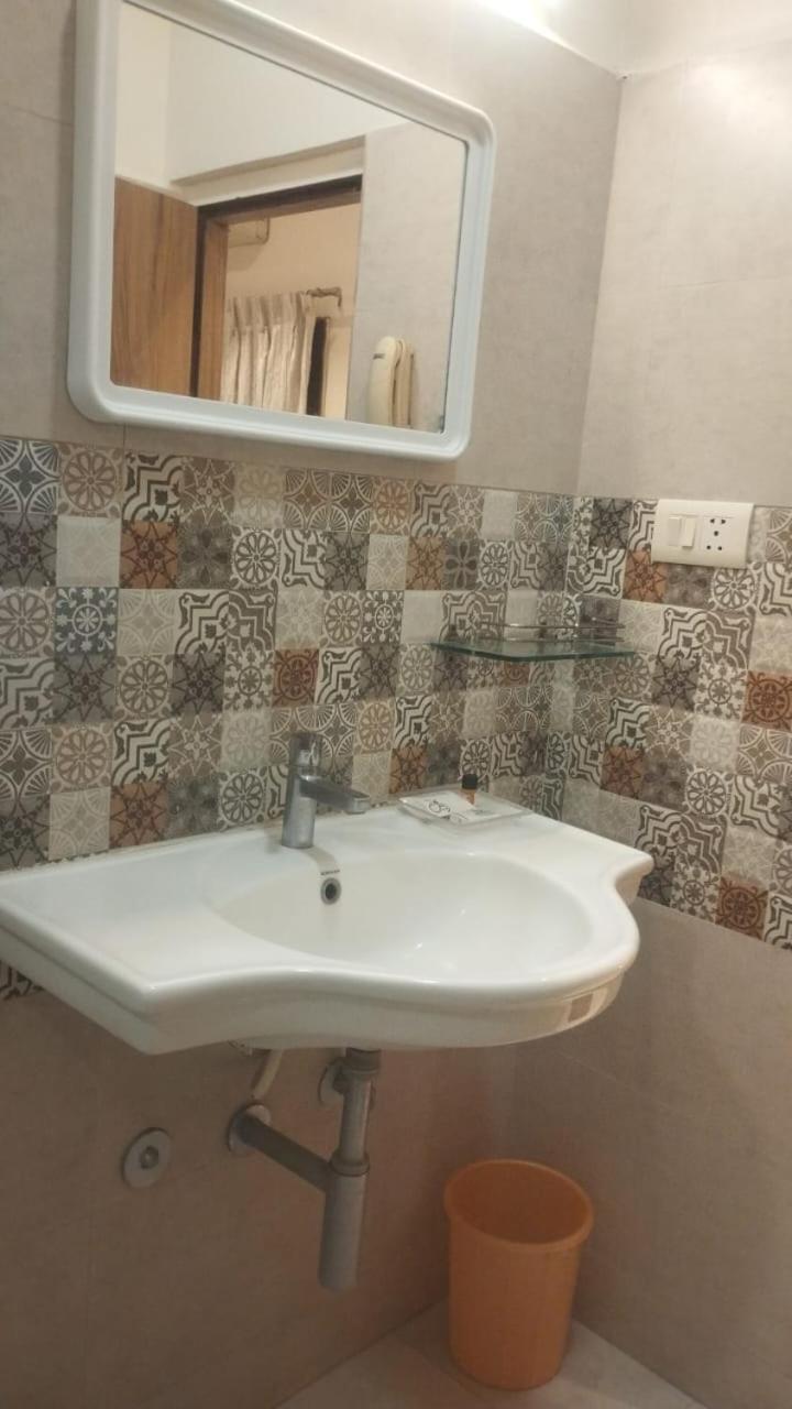 Hotel Annapoorna Residency Secundurabad Zewnętrze zdjęcie