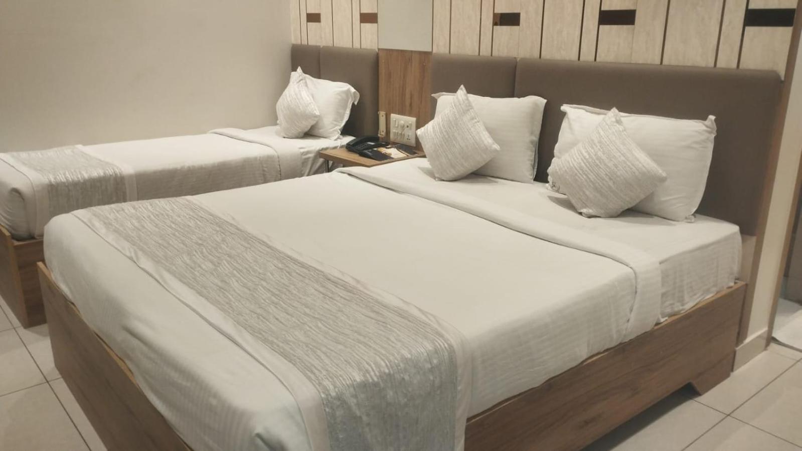 Hotel Annapoorna Residency Secundurabad Zewnętrze zdjęcie